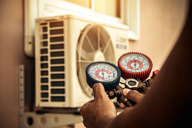 Professional Hvac technician working in Siloam, NC